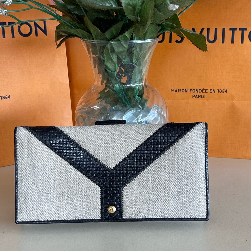 Saint Laurent long wallet🖤🖤🖤
